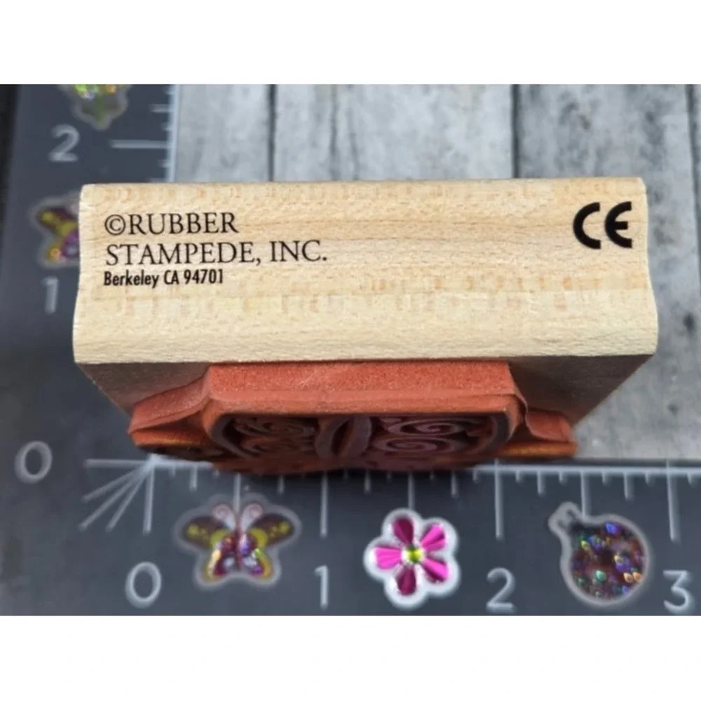 Rubber Stampede Wrapped Gift Present Festive A2593E Rubber Stamp Wood #A61